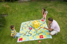 משחק חוץ סולמות ונחשים ענק 2X2 מטר מבית Traditional Garden Games UK