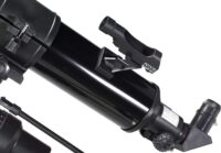 ⁦טלסקופ אסטרונומי לצפייה בכוכבים ובירח X45-X675 90/900 מבית National Geographic וחצובת MULTI וכוונת LED⁩ – תמונה ⁦4⁩