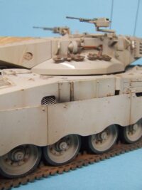 ⁦מודל להדבקה של טנק קרב MERKAVA קנה מידה 1:35מבית Tamiya יפן⁩ – תמונה ⁦7⁩