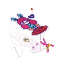 ⁦משחק יצירה המשלב בניית תכשיט ארנבונית זוהרת יחד עם מעגל חשמלי מאיר מבית Djeco צרפת⁩ – תמונה ⁦2⁩