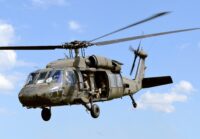 ⁦מודל להדבקה של מסוק קרב אמריקאי דגם UH-60 / MH-60 Black Hawk Night Raid בקנה 1:48 מבית Italeri איטליה⁩ – תמונה ⁦4⁩