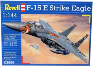 מודל להדבקה של מטוס קרב 1:144 F-15E Strike Eagle  מבית Revell
