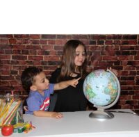 ⁦גלובוס לילדים בעברית עם איורים של חיות העולם עם תאורה בקוטר 25 ס"מ בשפה העברית מבית Replogle ארה"ב⁩ – תמונה ⁦6⁩
