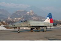 ⁦מודל להדבקה של מטוס קרב שוויצרי מדגם F-5E בקנה מידה של 1:72 מבית Italeri⁩ – תמונה ⁦2⁩
