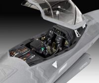 ⁦דגם מטוס להרכבה F35 Lightning II מטוס קרב חמקן אמריקאי חדיש בקנה מידה של 1:72 מבית Revell⁩ – תמונה ⁦2⁩