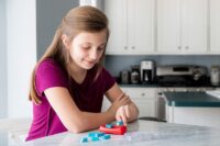 ⁦חידת Rec-Tangle - חידת הגיון ואתגר מחשבה מבית Thinkfun ארה"ב⁩ – תמונה ⁦4⁩