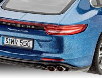 ⁦מודל להדבקה של 2 מכוניות ספורט פורשה מדגמים Porche panamera, Porche 918 spider בקנה מידה של 1:24 מבית Revell⁩ – תמונה ⁦8⁩