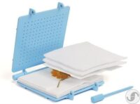 ⁦משחק יצירה אומנות ייבוש וגיהוץ פרחים Instant Flower Pressing מבית InterPlay בריטניה⁩ – תמונה ⁦2⁩