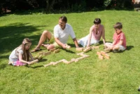משחק  חוץ דומינו ענק XL מעץ לחצר מבית  TRADITIONAL GARDEN GAMES UK