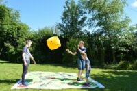 ⁦משחק חוץ חצר סולמות ונחשים XL ענק 3X3 מטר מבית TRADITIONAL GARDEN GAMES UK⁩ – תמונה ⁦9⁩