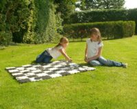 ⁦משחק דמקה ענק לשימוש בבית או בחצר TRADITIONAL GARDEN GAMES UK⁩ – תמונה ⁦2⁩