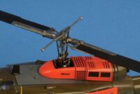 ⁦מודל להדבקה של מסוק קרב אמריקאי 1:48 UH-1D Iroquis מבית Italeri⁩ – תמונה ⁦3⁩