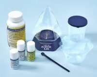 ⁦מעבדת קריסטלים מוארת - Light-up Crystal Lab מבית Brainstorm Toys⁩ – תמונה ⁦2⁩
