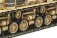 ⁦דגם טנק להרכבה שרמן M51 בקנה מידה 1:35 מבית Tamiya יפן⁩ – תמונה ⁦5⁩