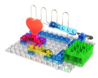 ⁦ערכת הרכבה בנושא אלקטרוניקה - חיישן עצב Circuit Blox מ35 חלקים עם 72 ניסויים מבית e-blox⁩ – תמונה ⁦5⁩