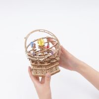 ⁦פאזל מכני מעץ - תיבת נגינה מערכת השמש להרכבה מבית ROKR⁩ – תמונה ⁦9⁩