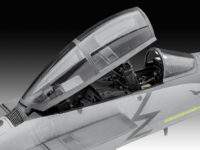 ⁦דגם להרכבה מטוס קרב  F-15E Strike Eagle  מבית Revell⁩ – תמונה ⁦2⁩