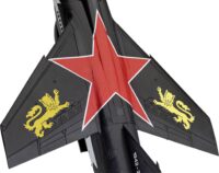 ⁦מודל להדבקה של מטוס הקרב הצרפתי Mirage F.1CCT קנה מידה 1:72⁩ – תמונה ⁦3⁩