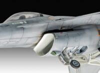 ⁦מודל להדבקה של מטוס קרב F-16 MLU- Mid Life Update בקנה מידה 1:72 מבית Revell⁩ – תמונה ⁦2⁩