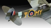⁦סט מודלים להדבקה של 2 מטוסי קרב  Bf-109 G-10 ו Spitfire MK.V בקנה מידה 1:72 מבית Revell⁩ – תמונה ⁦3⁩