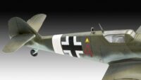 ⁦סט מודלים להדבקה של 2 מטוסי קרב  Bf-109 G-10 ו Spitfire MK.V בקנה מידה 1:72 מבית Revell⁩ – תמונה ⁦7⁩