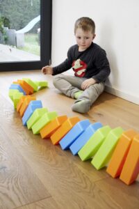 ⁦דומינו וג'נגה 2ב1 ענק לבית לחצר וחוץ - Tower and Domino מבית Alldoro גרמניה⁩ – תמונה ⁦5⁩