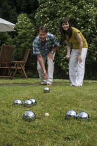 ⁦משחק כדורת פטאנק - 8Ball Petanque Boule Set  משחק חצר מבית  TRADITIONAL GARDEN GAMES UK⁩ – תמונה ⁦2⁩